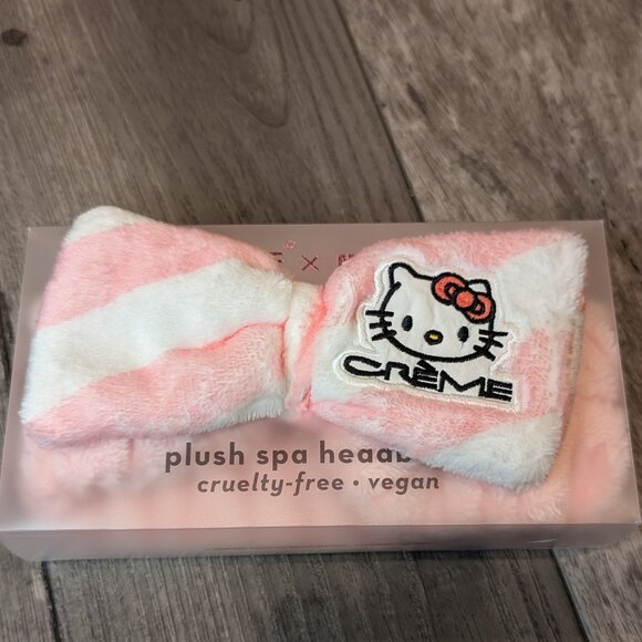 Crème x Hello Kitty Plushy Spa Headband - Vegan & Cruelty-Free, New in Box - Picture 3 of 7